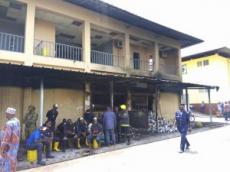 Pharmacie Centrale de Guinée : Un incendie cause d’énormes dégâts, et le Ministre de la santé parle d’une véritable tragédie 